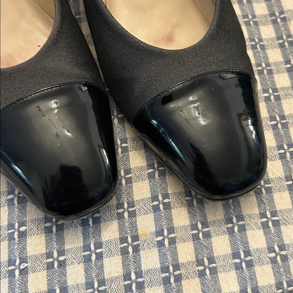 Vintage Etienne Aigner block heel black patent and grey  heels - Picture 4 of 10